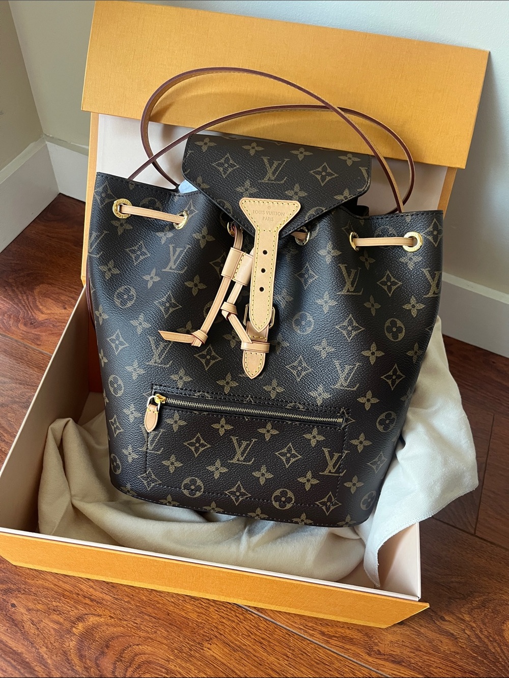 Louis Vuitton Montsouris